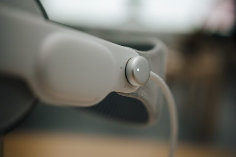 The Ultimate Guide to Choosing the Right Smart Speaker